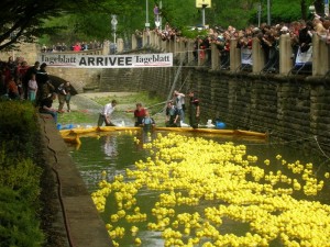 Précipitation vers la ligne d'arrivée